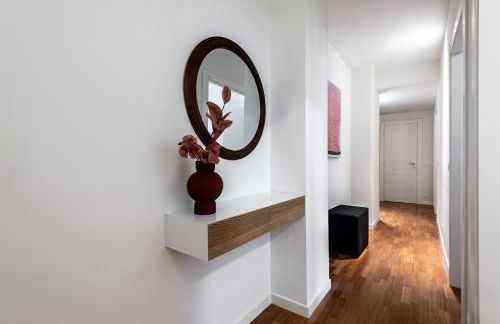 StayEasy Crocetta - Duomo walking, 2 bedrooms 2 baths - Foto 6