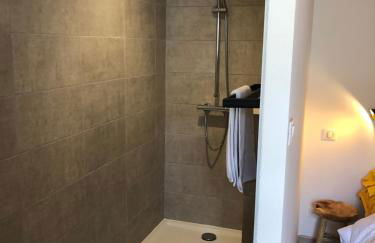 Manoir de Champvert - Foto 27