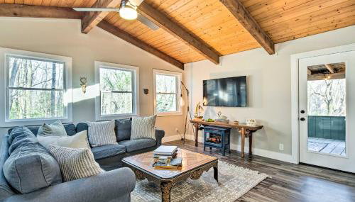 Peaceful Brevard Mountain Cabin: Hike, Golf & Swim - Foto 4