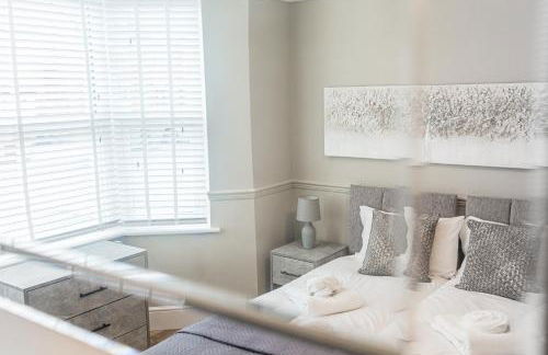 Comfortable 5-Bedroom House in Cheltenham - Foto 53