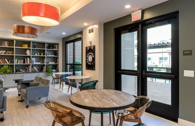 Bluebird Suites in Silicon Valley - Foto 52