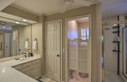 Unwind Fireside and Play Pool! Idyllic McKinney Home - Foto 16