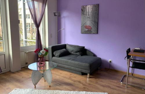 Modern and central, near Rhein & museums, fully furnished - Photo 2
