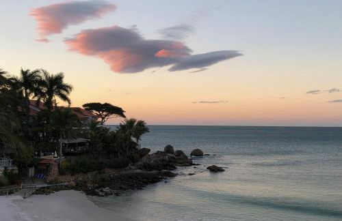 Encanto de apartamento, novo! A 290 metros da praia do Canto Grande! - Photo 48