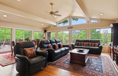 Lake Escape to an Elegant 4 Br Home 3 bath Home - Foto 12