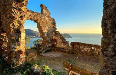 Attico con terrazza fronte mare a Cavi di Lavagna - Foto 10