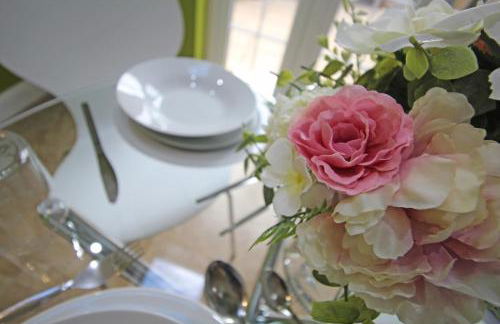 Queens Road - Luxury Spacious Home in Chester - Photo 5