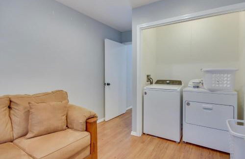 Yard and 15 Boat Slip Waterfront Grove Getaway - Foto 19