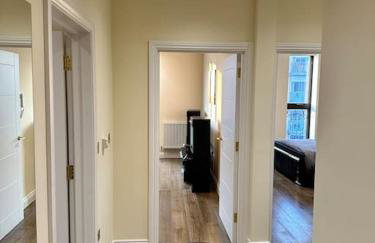 Stylish Riverside Apartment - Foto 26