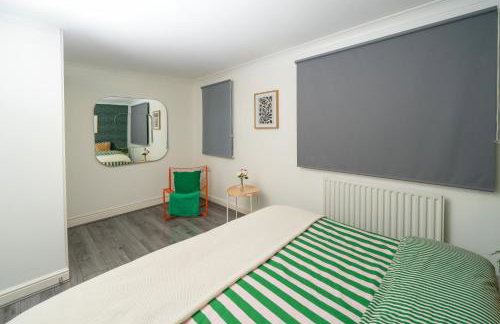 Duplex 2-Bed House with free Parking Near Greenwich O2 and city centre - Foto 19