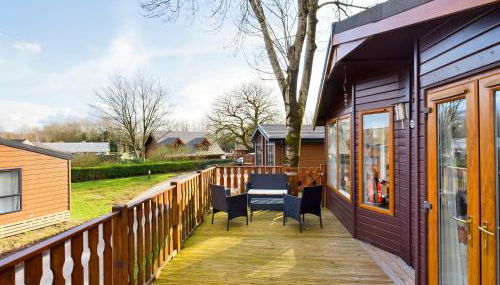 3 Bedroom Lakeview Lodge - Ensuite & Balcony Deck - Foto 5