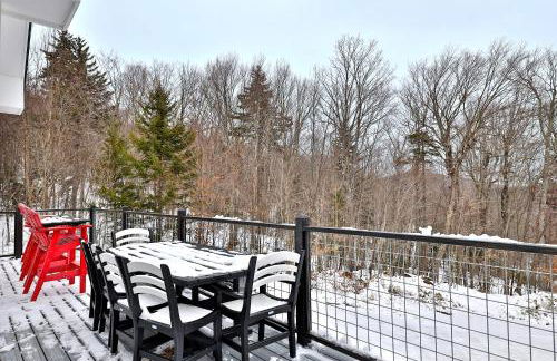 Premium 5 bedroom, pet friendly private home with hot tub 3 miles from the Skyship Bear - Foto 39