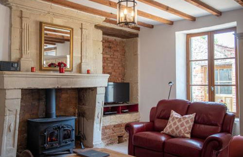 Lavender House - Traditional & charming stone home - Foto 9