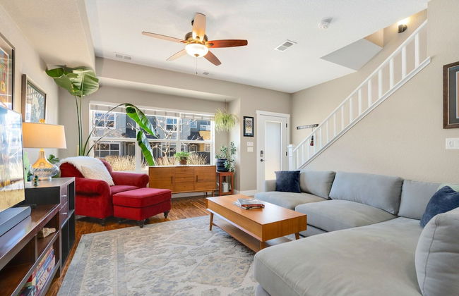 Old Town Escape w/ King Bed, Dog-friendly - Foto 10