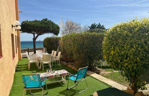 Apartamento con jardín a 11 metros de la playa. B1. - Foto 4