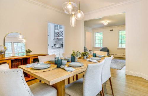 Serene Hudson Valley Escape with Pool and Grill - Foto 8