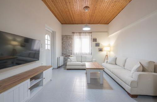 In the center of Messolonghi - Photo 39