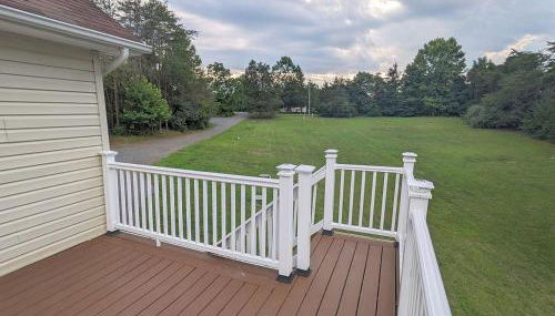 Cheerful 4Br Water View Lakehouse with Dock & More - Foto 5