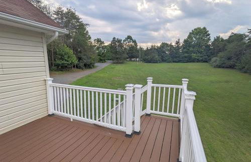 Cheerful 4Br Water View Lakehouse with Dock & More - Foto 5