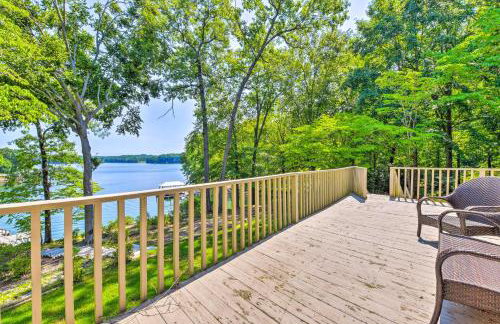 Quaint Lake Norman Home with Boat Dock and Grill! - Foto 33