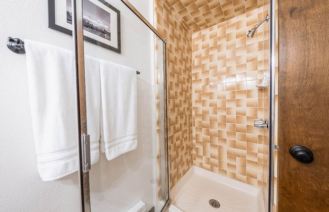 Glacier Vista Golf Getaway - Photo 15