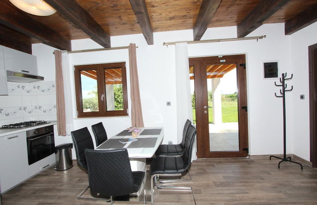 Holiday House Cuvi - Foto 13