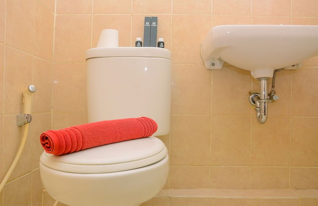 Beautiful 2Br With Direct Access To Pool Green Bay Pluit Apartment - Photo 13