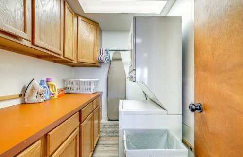 2 Mi to Main Street Mtn-View Escape in Lander! - Foto 17