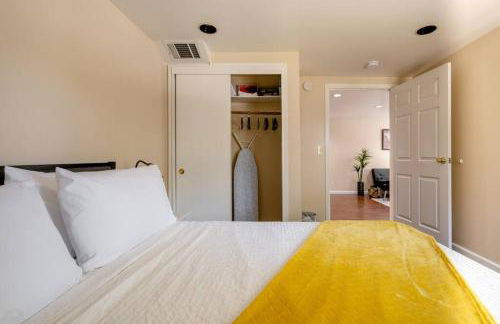 *2bdr Victorian Home away from Home - *Central Loc - Foto 7