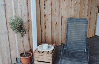 Ferienwohnung Nr. 1 Terrasse Bodden Kanu Bootssteg - Foto 2