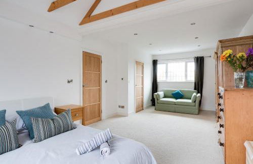 Harbourways Emsworth, Pet Friendly Coastal Retreat, Contractors & Leisure, Free Parking, Walk to Pubs - Photo 7