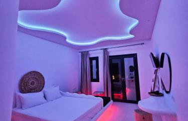 ELLI TROPiCAL LUXURY SUITES SUNSET-INFINITY POOL- SEA SIDE-NEAR CENTER PARKING - Foto 44