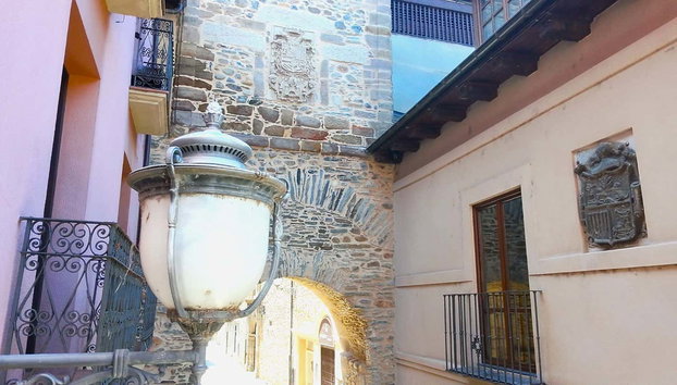 Ponferrada Old Town Walking Tour - Photo 4