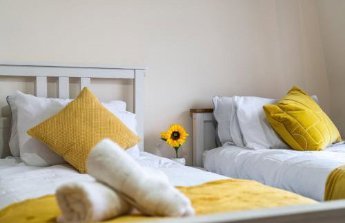 Wilkinsons Home-Free parking, Perfect For Contractors & Weekend getaways, Near London City Airport & Excel - Foto 15