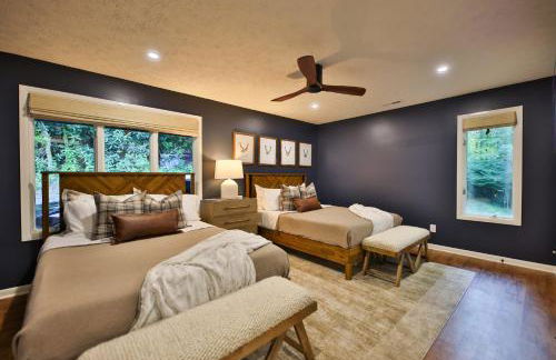 Biltmore Forest Retreat Sauna Hot tub Game Rm - Foto 27