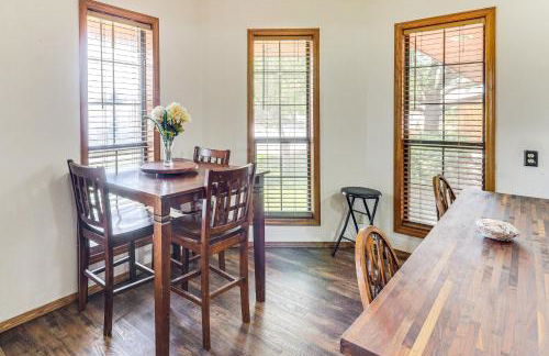 3 Mi to Downtown Roswell Home with Patio and Yard - Foto 7