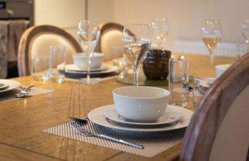 Pass the Keys Stylish Central St Albans Flat with Free Parking - Photo 19