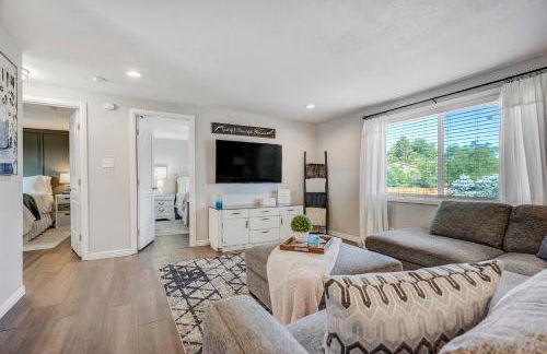 Family Friendly Getaway-4BR-Playset-Trampoline - Foto 11