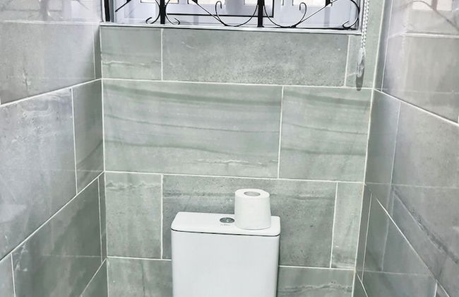 Modern Comfy & Quiet Close to Highway - Photo 22