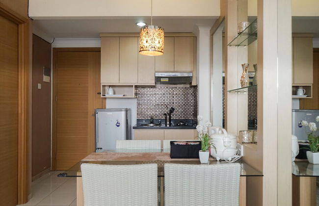 Comfortable 2BR at Signature Park Tebet Apartment - Foto 11