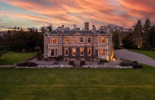 Errol Park - Grand Stately Home & Views - Photo 17