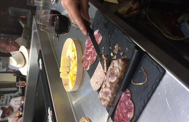 Private Tagestour nach Narbonne, Gruissan und Lagrasse. Von Carcassonne. - Foto 8