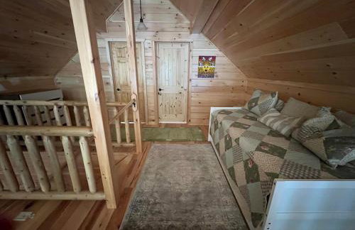 Luxury Cabin with Outdoor HotTub-NEW Construction - Foto 40