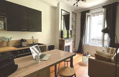 Charmant studio aux beaux volumes - Foto 5