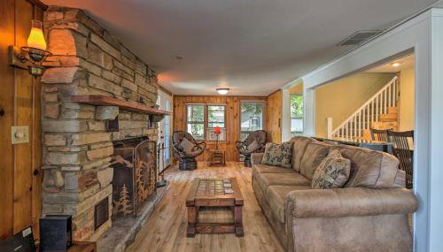 Pet-Friendly Home with Views of Lake Delavan! - Foto 4