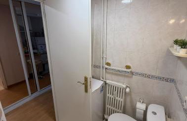 Precioso estudio en Bernabeu Plaza Castilla - Foto 5