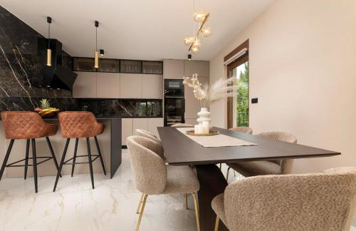 88 TREES Luxury Apartment - Foto 1