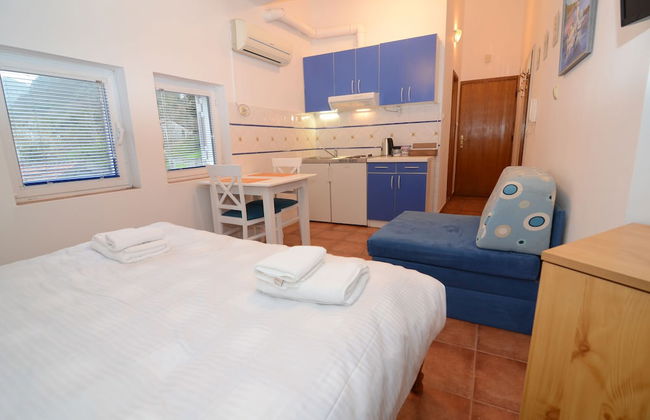 Maritimo Apartments - Photo 2