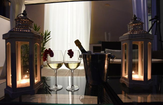 Luxury Apartment with SPA - Photo 15