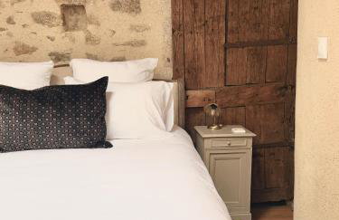 Manoir médiéval art déco - Logis des 3 Artistes - Photo 4